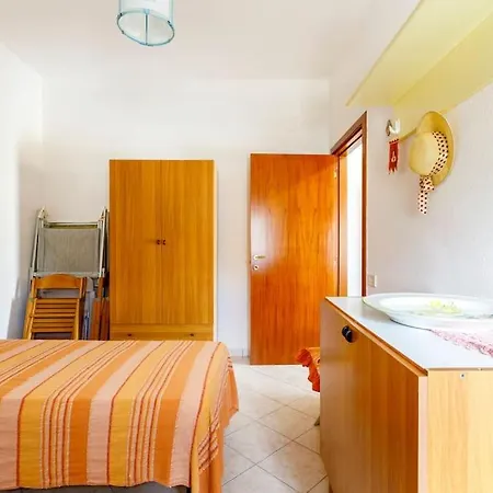 Mara Villa